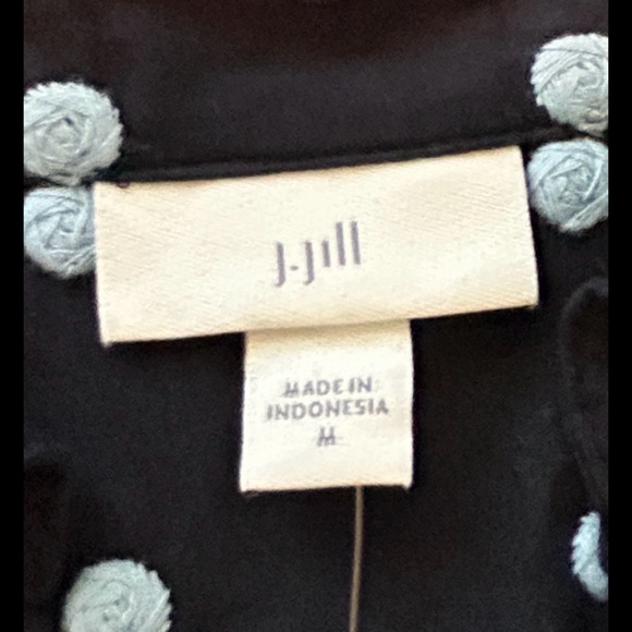 J.Jill Navy Embroidered Polka Dot Button Front Blouse NWT Size M - Picture 4 of 6